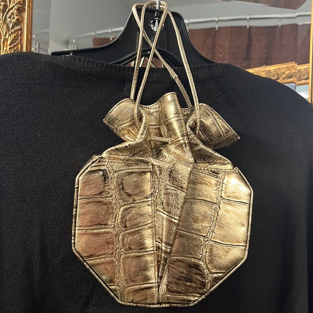 Vintage Gino gold metallic small leather bag